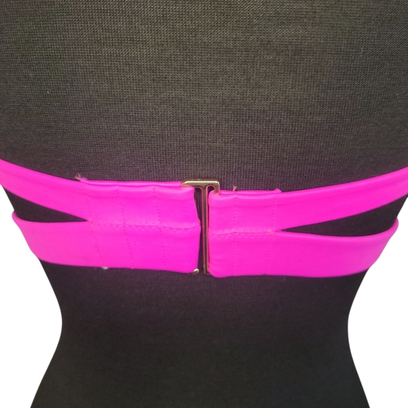 Victoria’s Secret The Hottie Halter Push-Up Bikini Top 34C Hot Pink Swim Resort - Picture 6 of 9